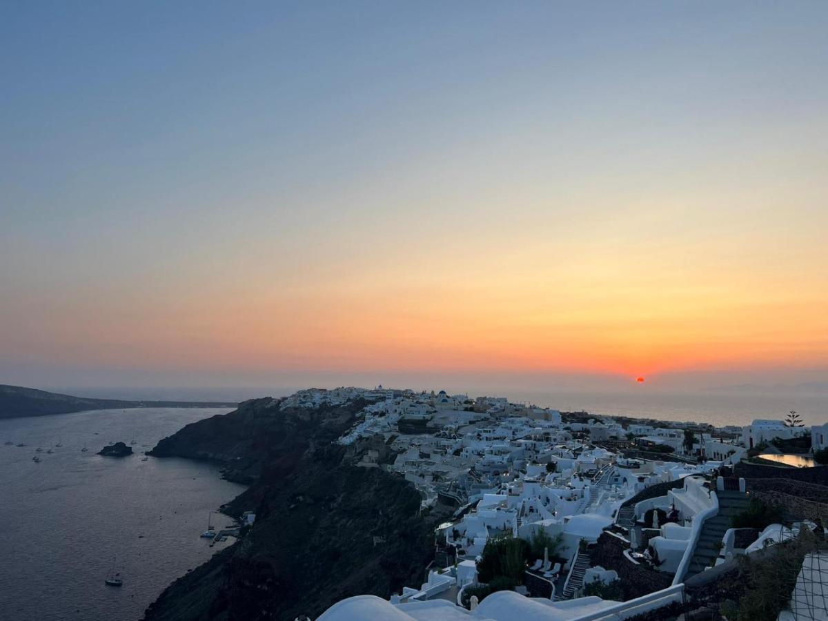 Captain John Villas Oia - Caldera & Sunset View Екстериор снимка